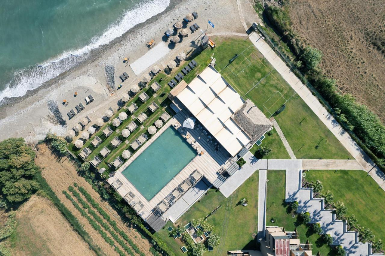 La Mer Resort & Spa - Adults Only Джорджополис Екстериор снимка Aerial view of the hotel